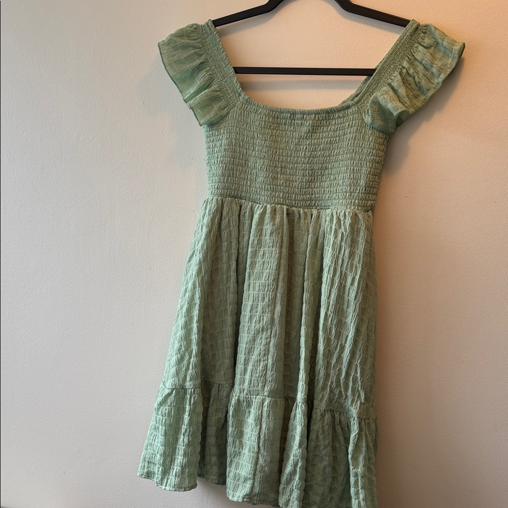 Green Ruffled Dress - Picture 4 of 4